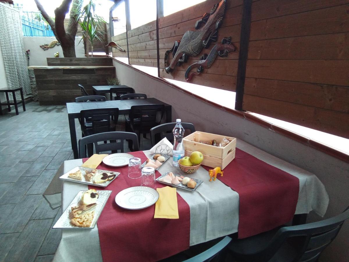 Big Mama Jungle Rooms Terracina Exterior photo